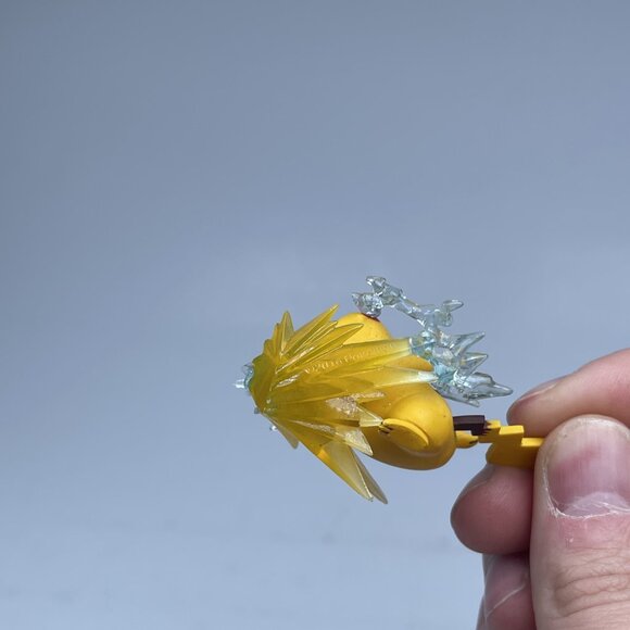 Pokémon Generations 20th Anniversary Celebration Pikachu EX Box Figure 2016 - Picture 9 of 11